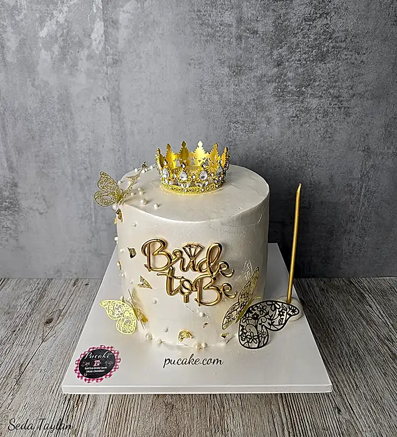 Bride Taçlı Pasta