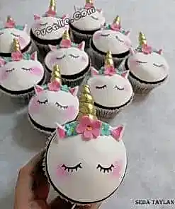 Alternative view of Figürlü Cupcake Çeşitleri