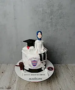 Alternative view of Hukuk Temalı Mezuniyet Pastası