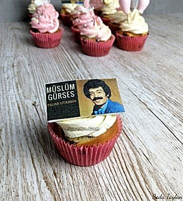 Muslum-Gurses-Cupcake