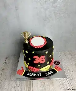 sari-kirmizi-taraftar-pasta-2