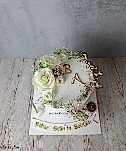 Alternative view of Gelin Bohçası Pasta